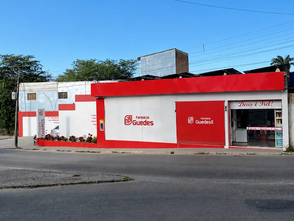 Fachada da Farmácia Guedes, unidade Kennedy, em Caruaru/PE